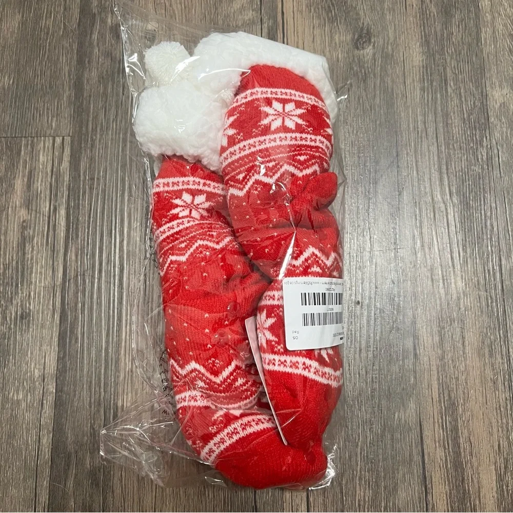 NWT Fashion Nova Christmas Cozy Socks Red White Pom Pom Winter Socks Holiday